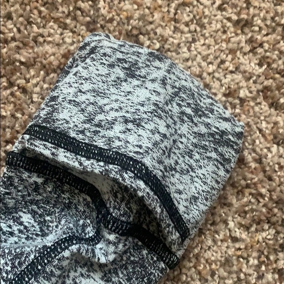 lululemon jacket - Picture 3 of 3